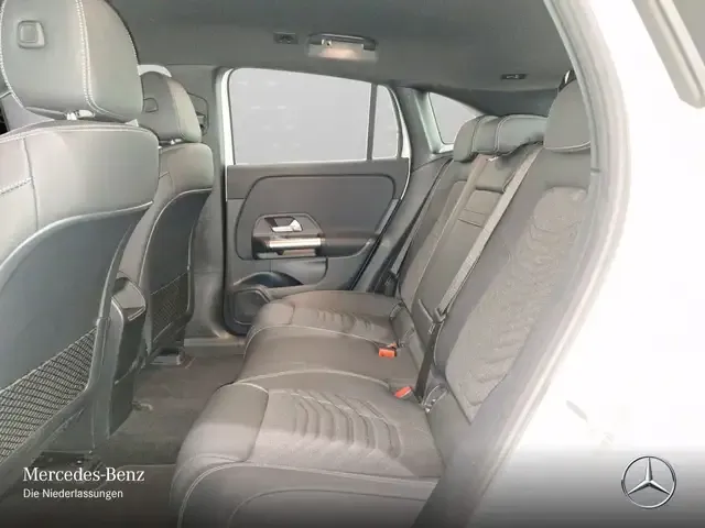 Mercedes-Benz EQA 350