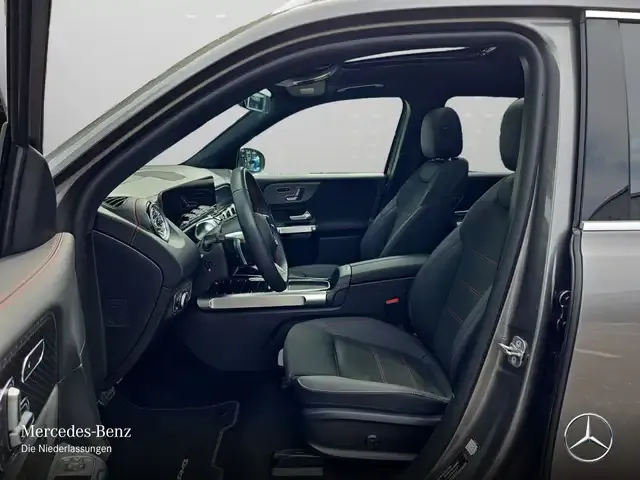 Mercedes-Benz EQB 300