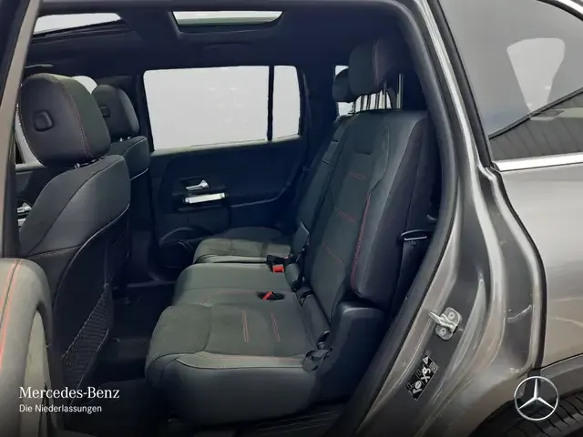 Mercedes-Benz EQB 300