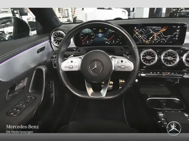 Mercedes-Benz CLA 200