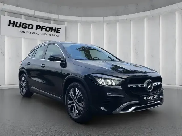 Mercedes-Benz GLA 200