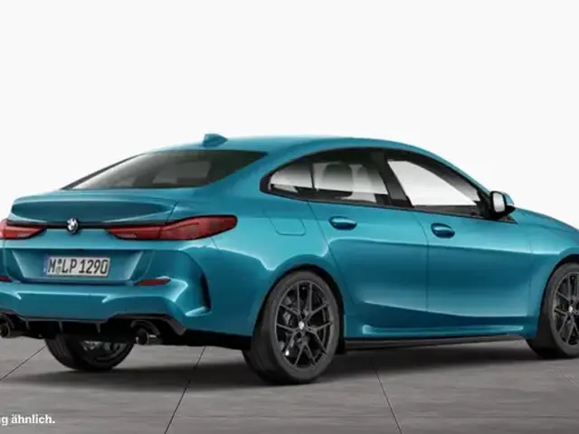 BMW 220