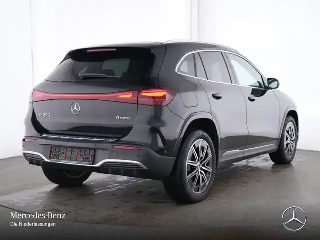 Mercedes-Benz EQA 300