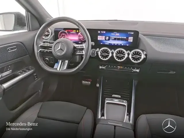 Mercedes-Benz EQA 300