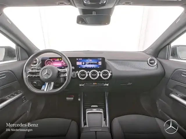 Mercedes-Benz EQA 300