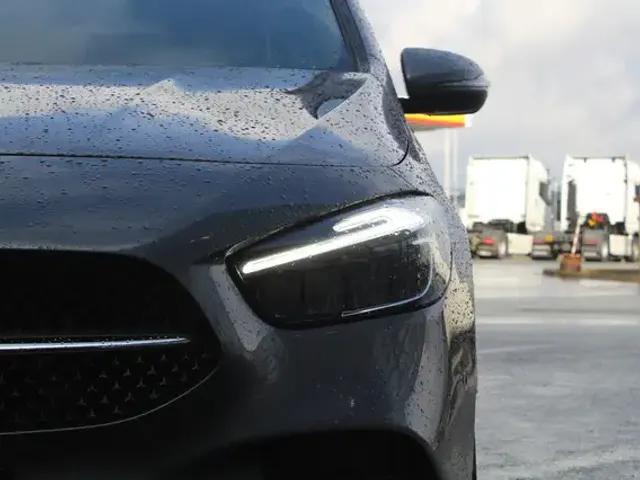 Mercedes-Benz B 250