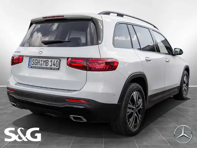 Mercedes-Benz GLB 200