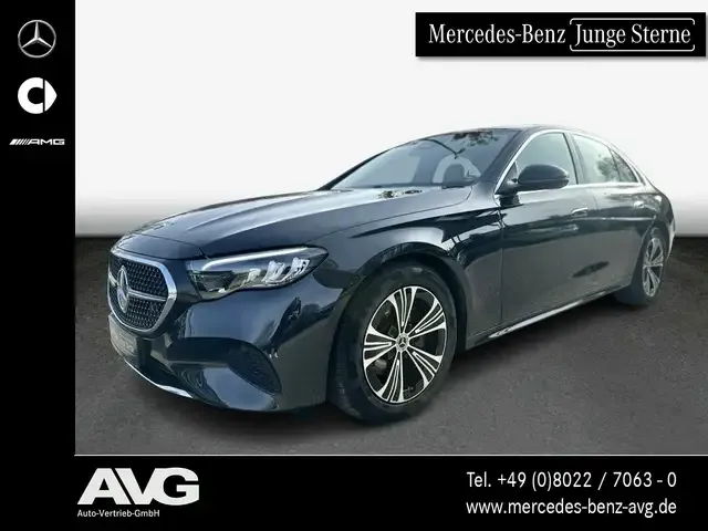 Mercedes-Benz E 220