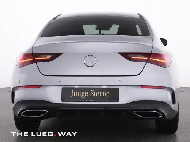Mercedes-Benz CLA 200