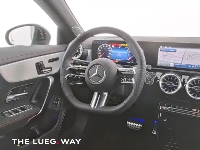 Mercedes-Benz CLA 200