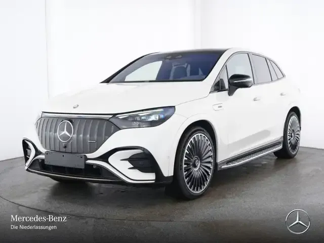 Mercedes-Benz EQE 43
