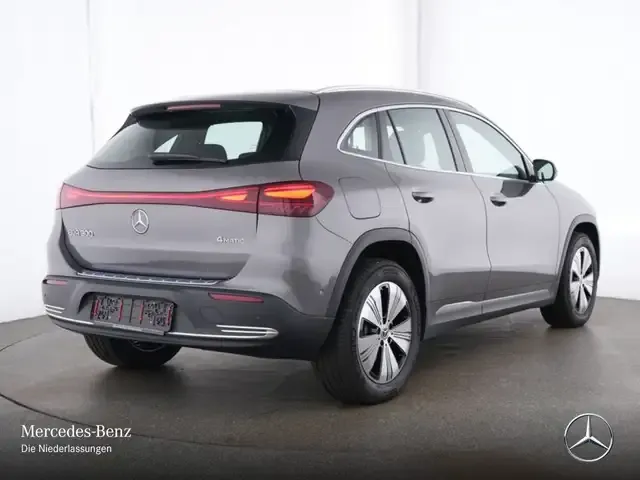 Mercedes-Benz EQA 300