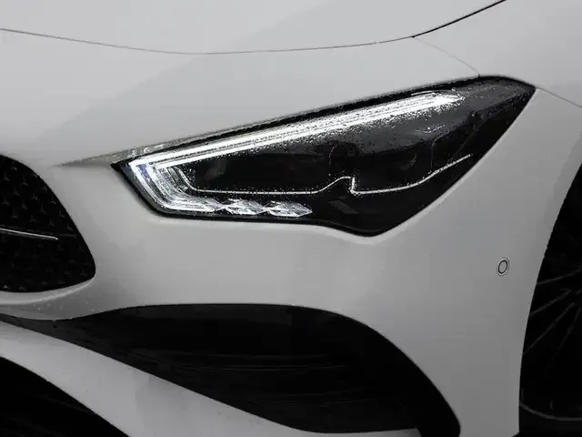 Mercedes-Benz CLA 220