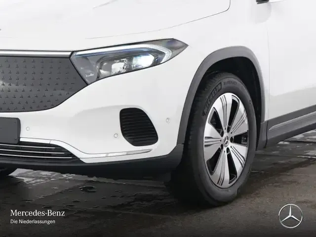 Mercedes-Benz EQA 300