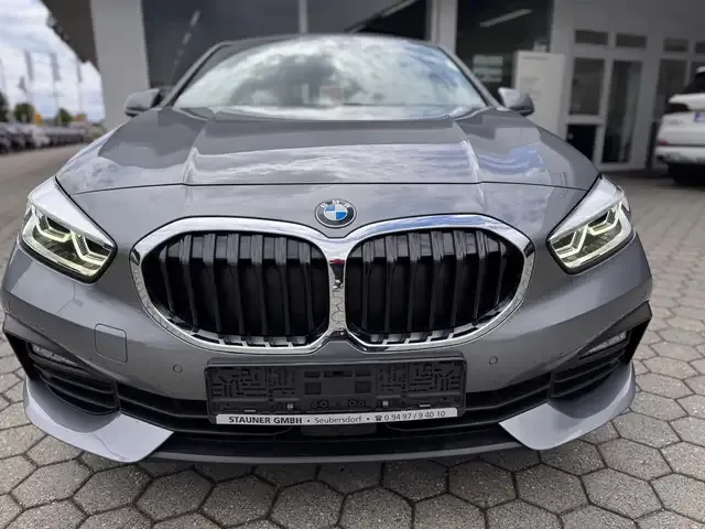 BMW 120