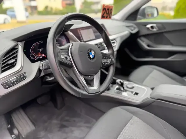 BMW 120