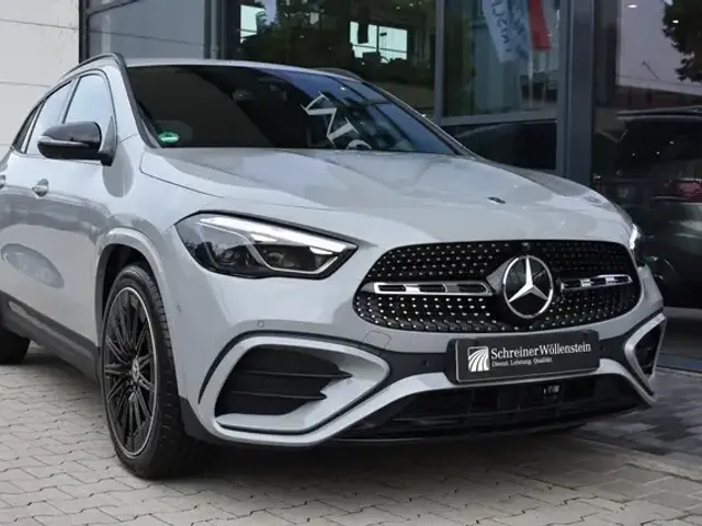 Mercedes-Benz GLA 200