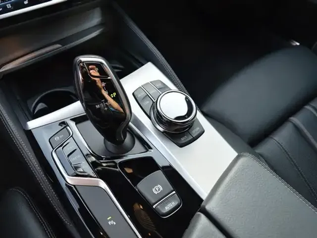 BMW M550