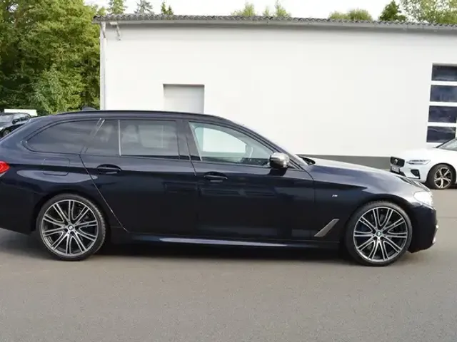 BMW M550