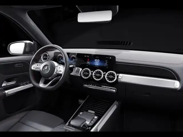 Mercedes-Benz EQB 300