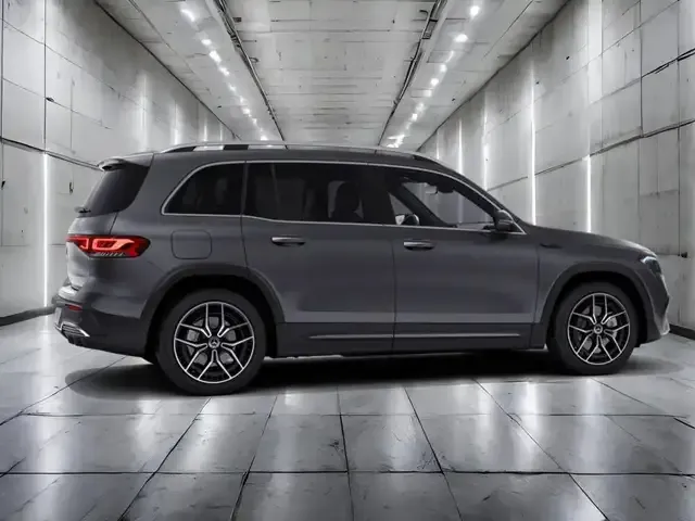 Mercedes-Benz EQB 300