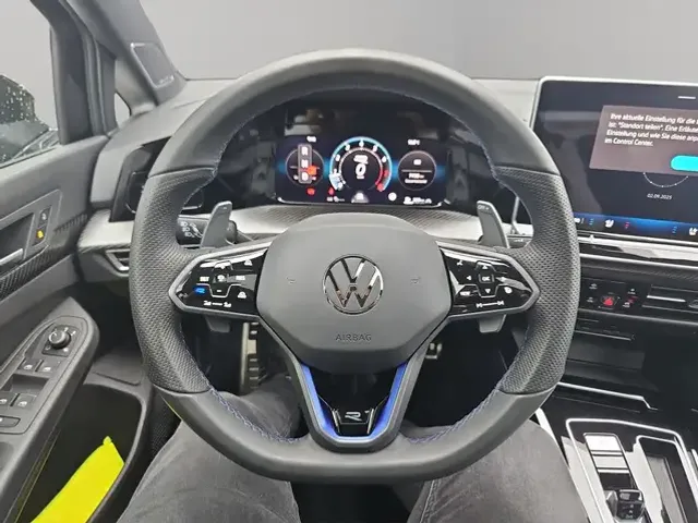 Volkswagen Golf R
