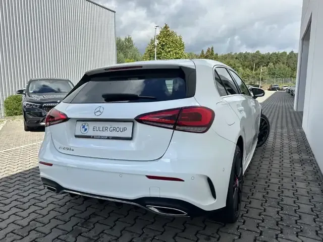Mercedes-Benz B 250