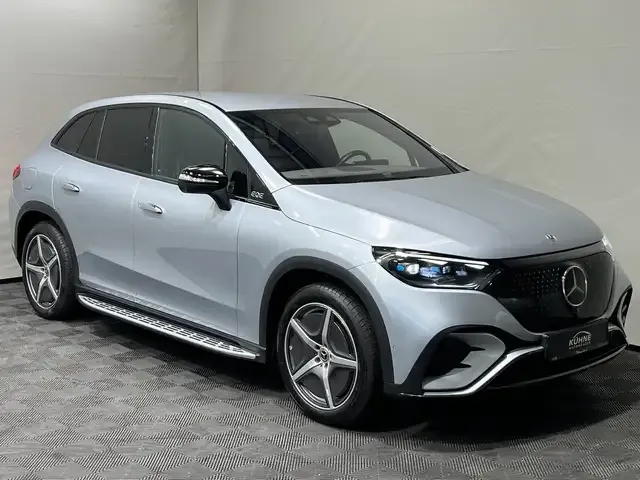 Mercedes-Benz EQE SUV