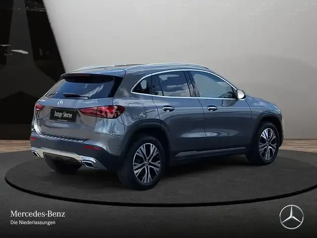 Mercedes-Benz GLA 250