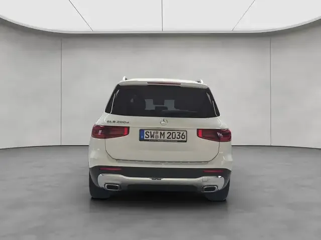Mercedes-Benz GLB 200