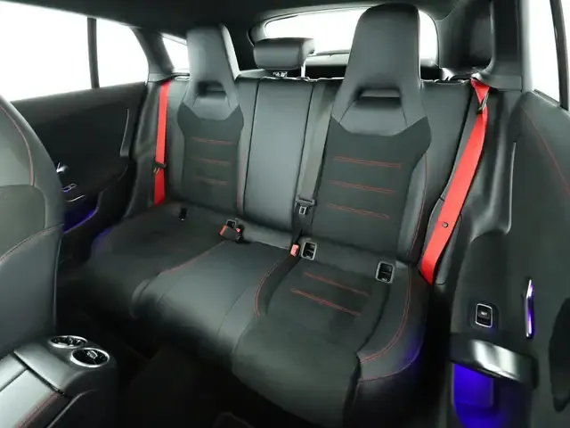 Mercedes-Benz CLA 45 AMG