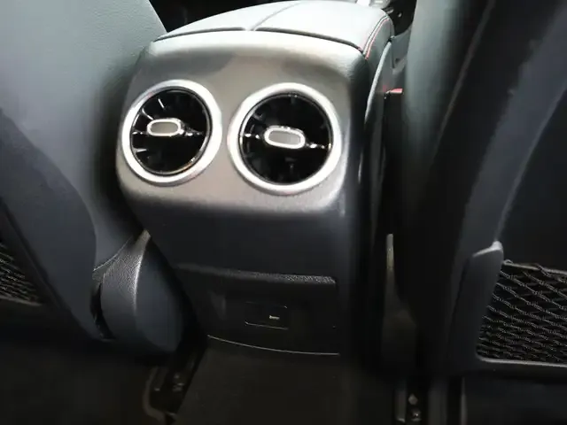 Mercedes-Benz CLA 45 AMG