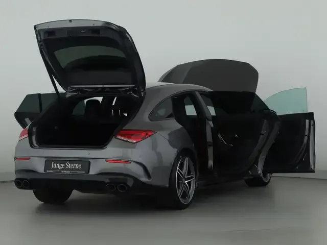 Mercedes-Benz CLA 45 AMG