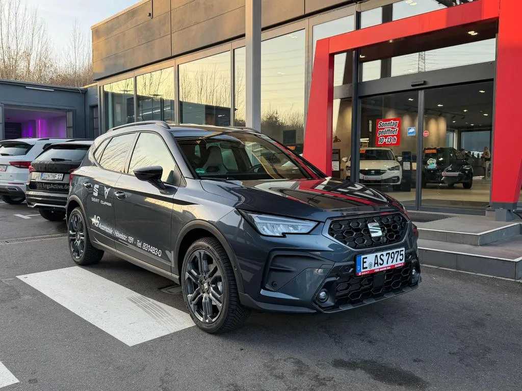 Seat Arona