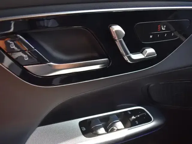 Mercedes-Benz GLC 200