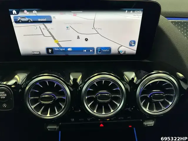 Mercedes-Benz GLA 180