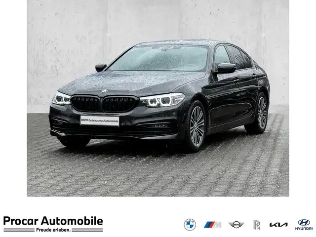 BMW 520