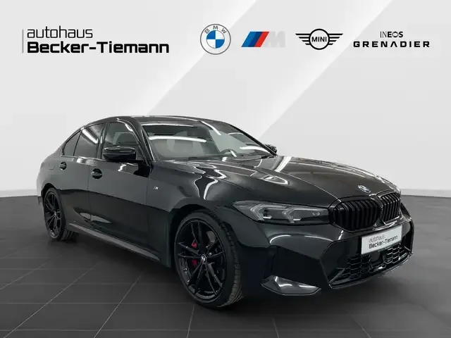 BMW 330