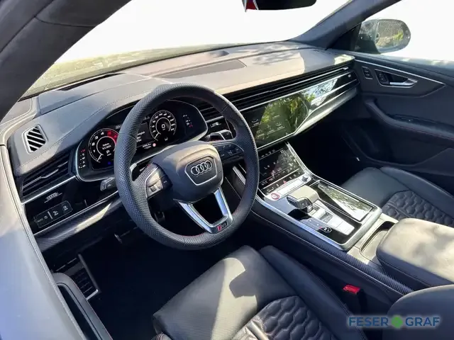 Audi RS Q8