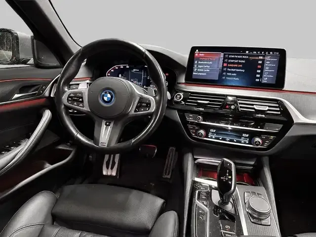 BMW 530