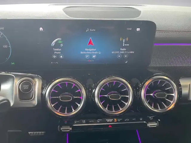 Mercedes-Benz EQB 350