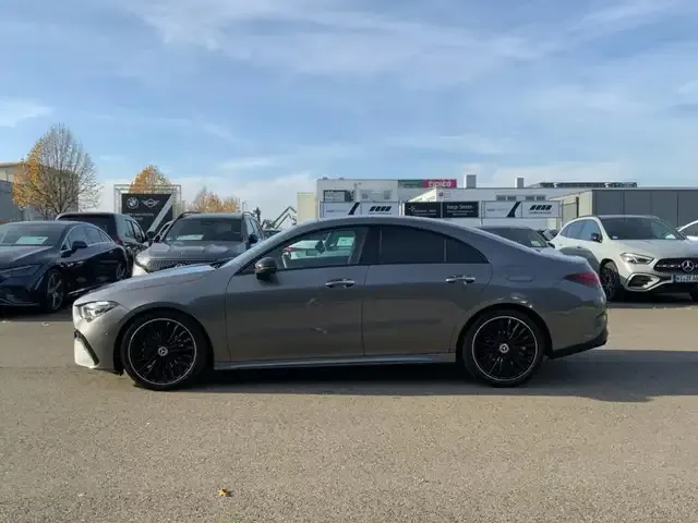 Mercedes-Benz CLA 180