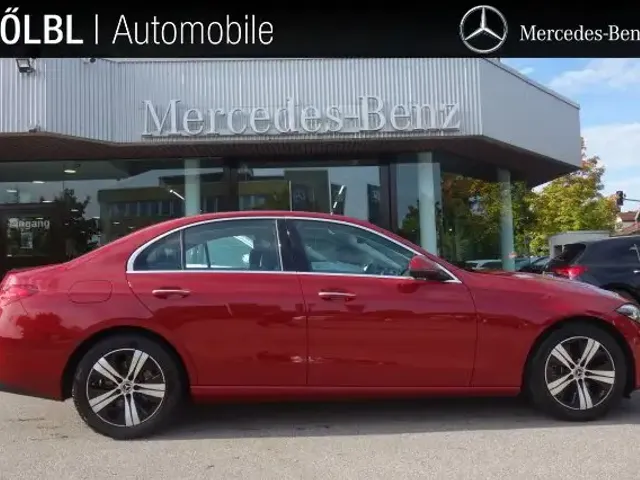 Mercedes-Benz C 180