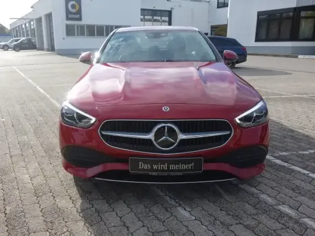 Mercedes-Benz C 180