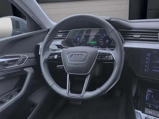 Audi Q8 e-tron