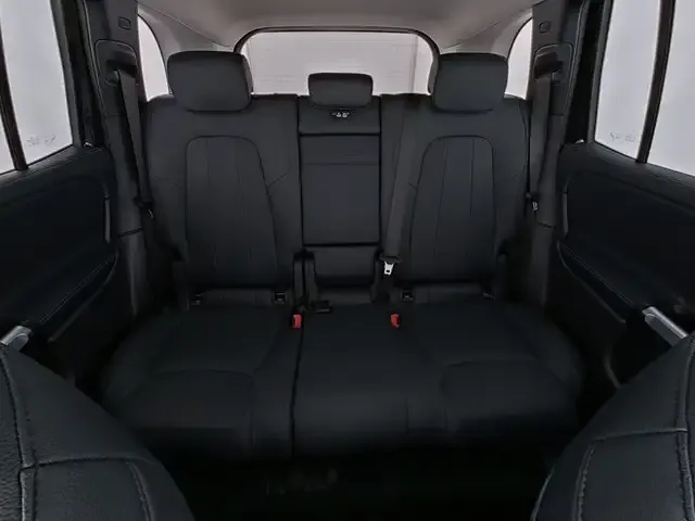 Mercedes-Benz EQB 300