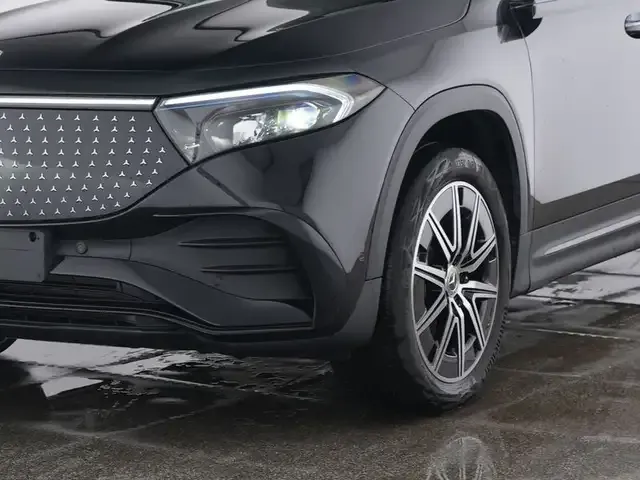 Mercedes-Benz EQB 350