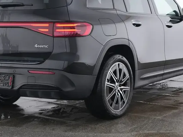 Mercedes-Benz EQB 350