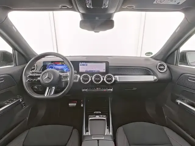 Mercedes-Benz EQB 350