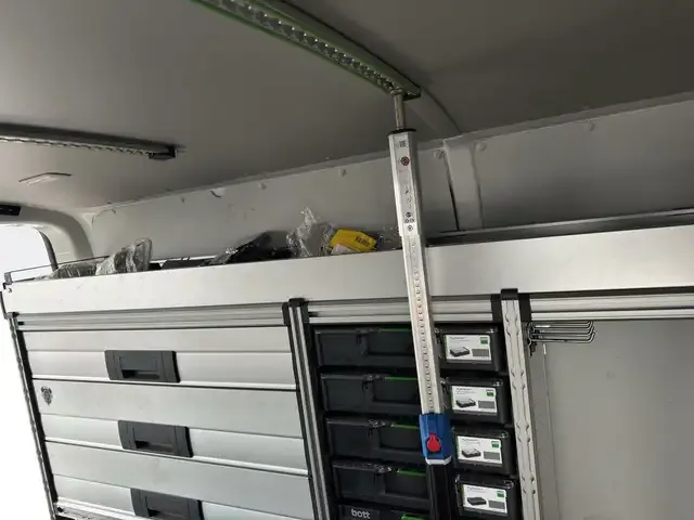 Volkswagen T6.1 Transporter